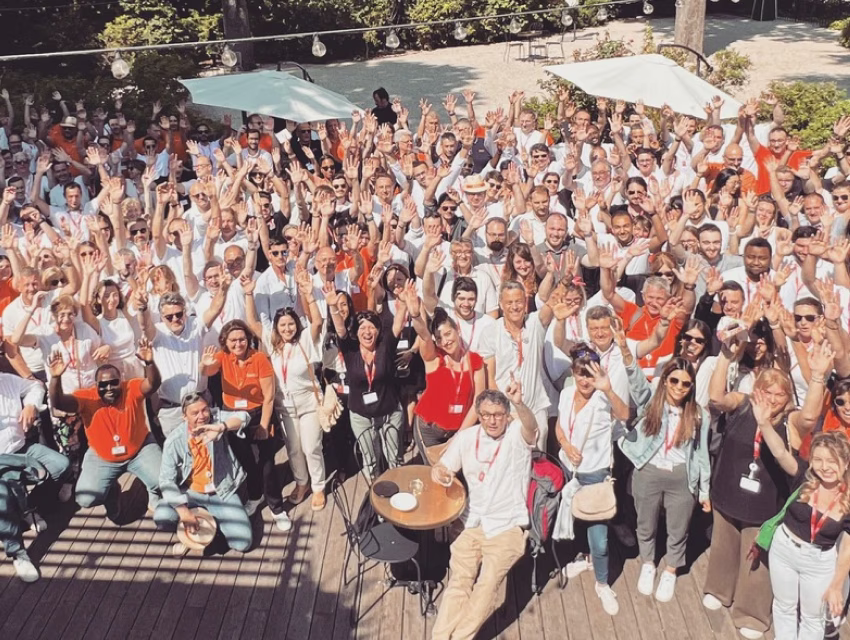 accueil carriere hero 1.avif