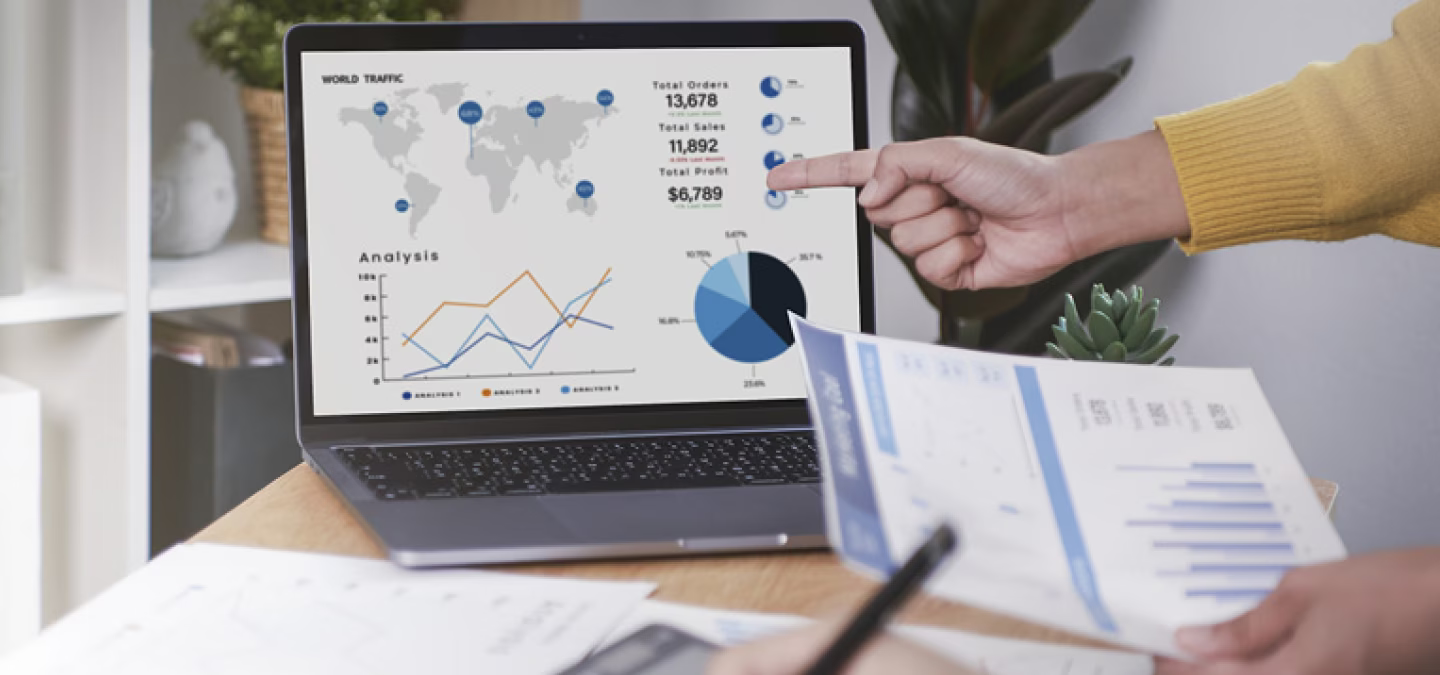 page performance management hero.avif